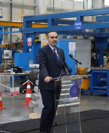 Bakan Kacır: "1 milyar doların üzerinde finansmanı ülkemize kazandırdık"