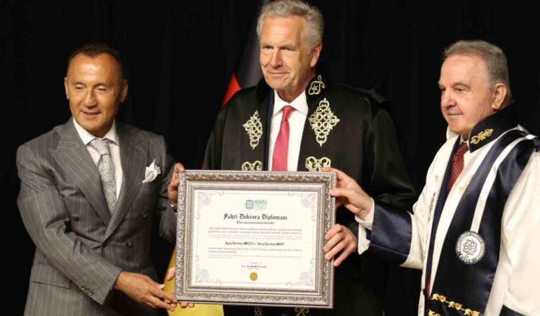 Almanya’nın 10. Cumhurbaşkanı Wulff’a Kocaeli’de fahri doktora