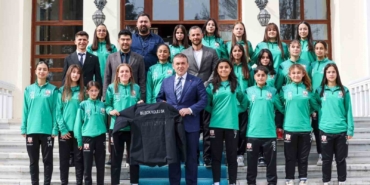 Bilecik Kolej Spor Kulübü’nden Vali Faik Oktay Sözer’e ziyaret