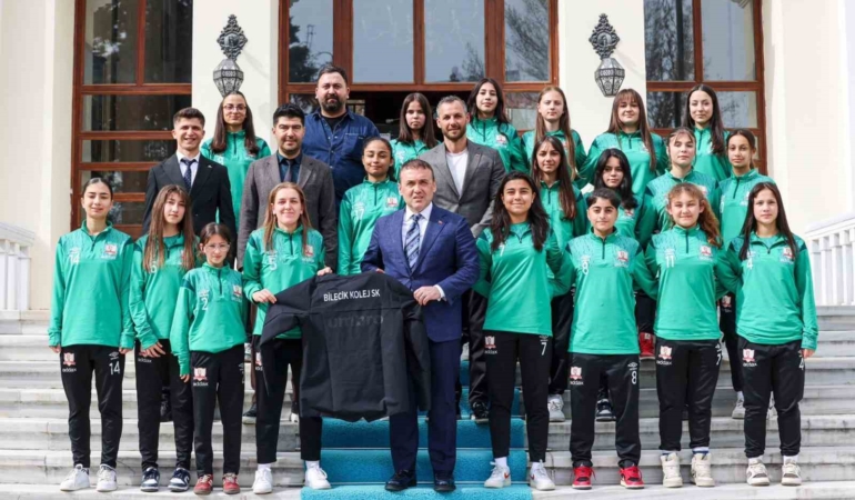 Bilecik Kolej Spor Kulübü’nden Vali Faik Oktay Sözer’e ziyaret