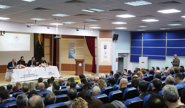 Edremit’te eğitimde güvenlik zirvesi