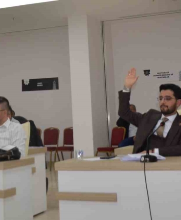 Üyelerin istediği ’İhale ve doğrudan temin dosyaları’ gelmemesi tartışması Meclise taşındı