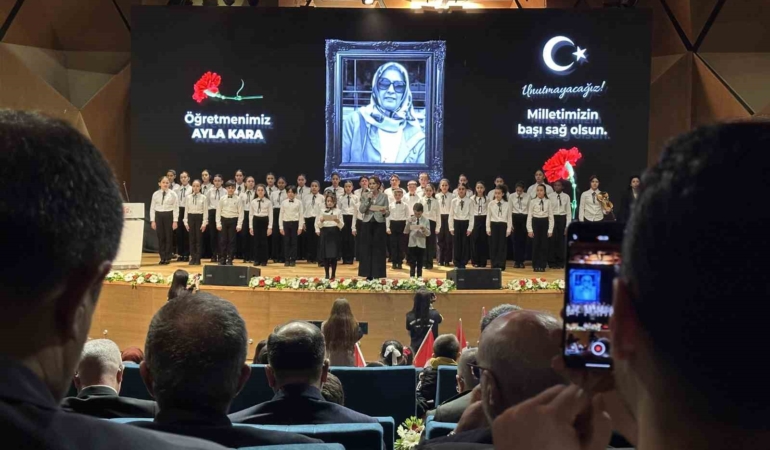 İstanbul’da 23 Nisan coşkusu Devlet Arşivleri Osmanlı Arşivi Külliyesi’nde törenle kutlandı