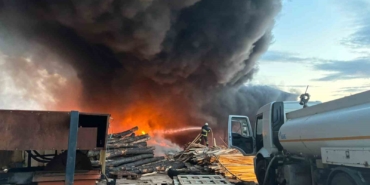 Kereste fabrikasındaki yangın kontrol altına alındı