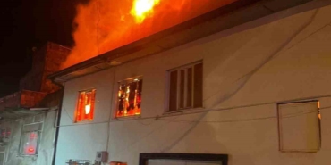 30 yaşındaki şahıs yalnız yaşadığı evde yanarak can verdi