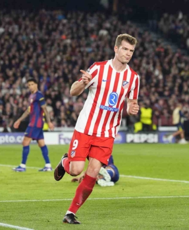 UEFA Şampiyonlar Ligi: Barcelona: 0 - Atletico Madrid: 2