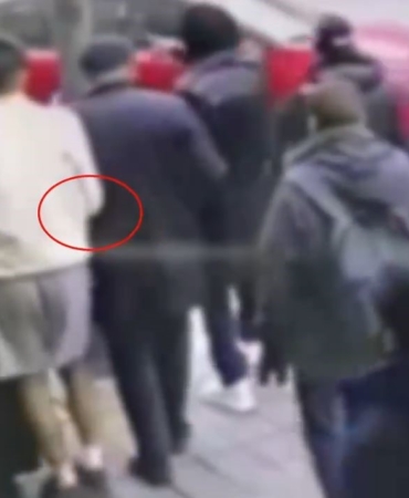 Beyoğlu’nda yankesicilik yapan şüpheli yakalandı