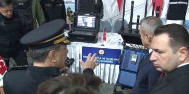 Türk Polis Teşkilatı’nın kuruluşunun 181. yıl dönümünde Cumhuriyet Anıtı’na çelenk bırakıldı