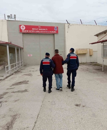 3 farklı suçtan 8 yıl 5 ay hapis cezası bulunan şahıs yakalandı