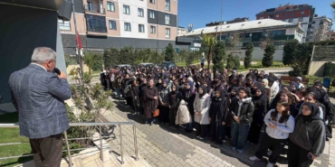 Sultanbeyli’de okullarda güvenlik ve psikolojik destek vurgusu: "Velilerimiz müsterih olsun, emniyetimizle sürekli iş birliği halindeyiz"