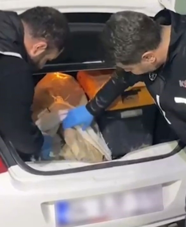 Edirne’de yurt dışına kaçırılmak istenen 2 bin yıllık heykel ele geçirildi