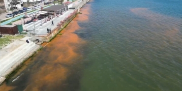 Tekirdağ’da sahil turuncuya büründü