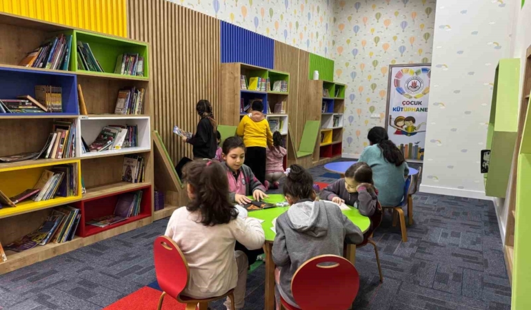 Kağıthane’de gençler için kültürel ve sportif faaliyet programları sürdürülüyor