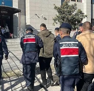 Balıkesir’de hapis cezası bulunan 47 şahıs yakalandı