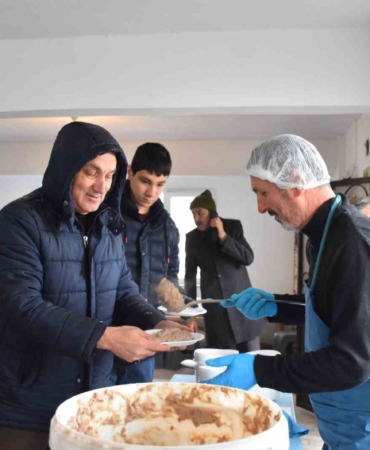 117 yıllık gelenekte ustalara vefa: 50 yıllık keşkekçiler ödüllendirildi