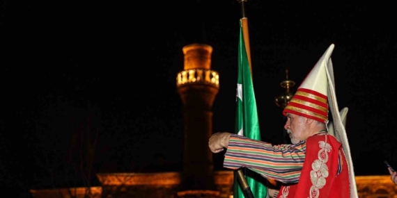 Bursa’nın 700 yıllık destanı ışık gösterisiyle anlatıldı