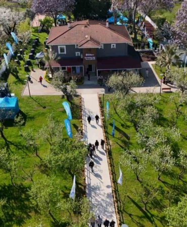 Saygınlar Kulübü Gölcük’te hizmete açıldı