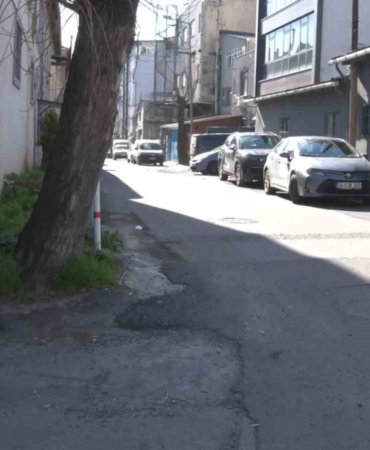 Eyüpsultan’da belediyeye "hız kesici kasis" tepkisi