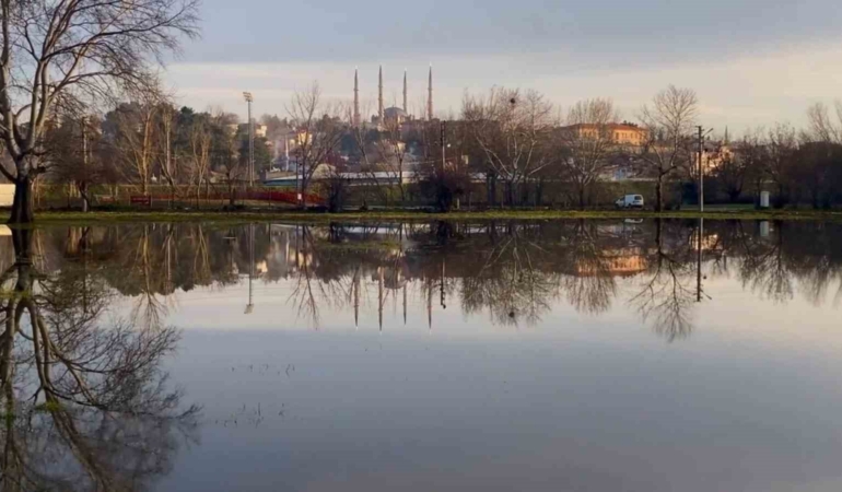 Yağışlar Tunca Nehri’ni coşturfu: Debi 3 günde 3 kat arttı
