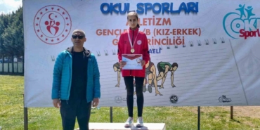 Bilecikli atletizm sporcusundan altın madalya