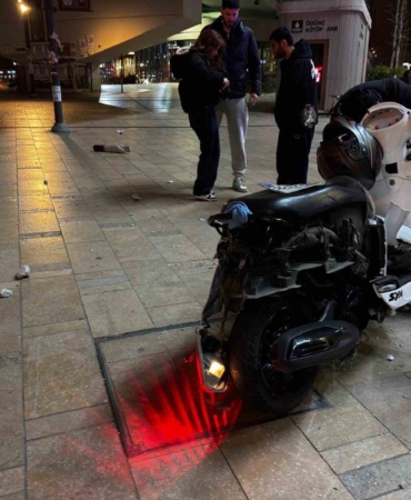 Şişli’de bir sürücü genç kıza çarpmamak için bariyerlere girdi