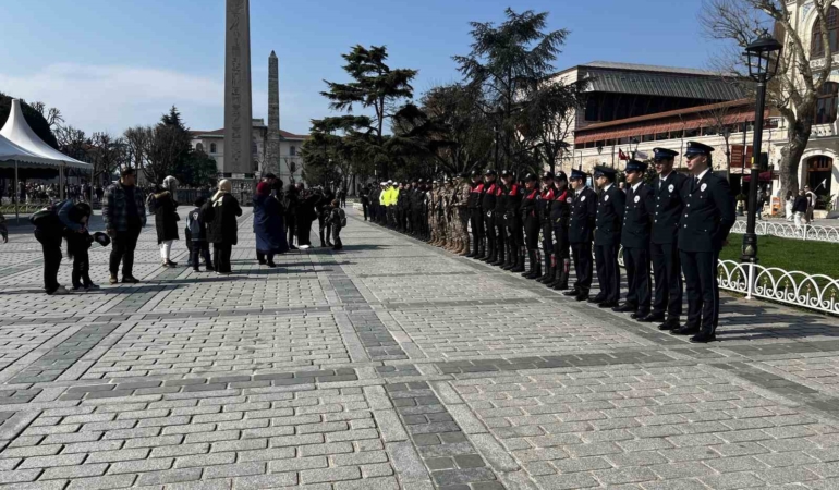 İstanbul’da Polis Haftası kortejine yoğun ilgi