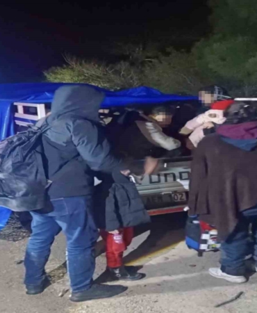 Çanakkale’de 77 kaçak göçmen yakalandı, 2 organizatör tutuklandı