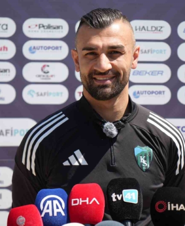 Serdar Dursun: "Yurt içinden ve yurt dışından bazı kulüpler benimle iletişime geçiyor"