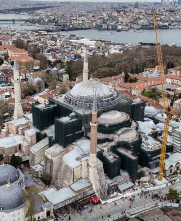 Ayasofya’da dev restorasyonda kritik aşama: Kubbe kapatılıyor