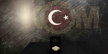 Kapalıçarşı’da satılmaya çalışılan 80 karatlık kaçak elmas sergilendi