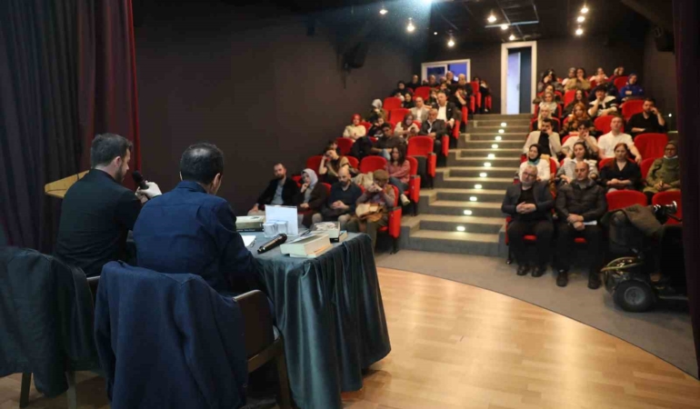 Şair Edip Cansever Ofis Sanat Merkezi’nde konuşuldu