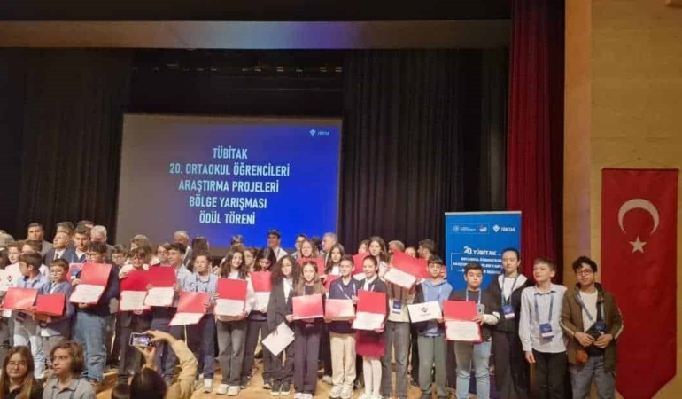 Burhaniyeli öğrenciler bölge üçüncüsü oldular