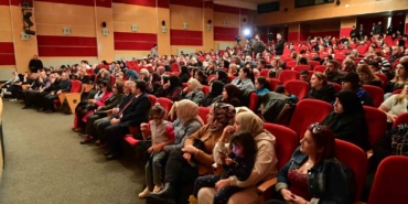 Bahçelievler’de Otizm Farkındalık Haftası’nda çocuklar performanslarını sergiledi