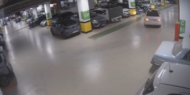 AVM otoparkında drift yapan 5 sürücüye 700 bin lira ceza, aynı suçu işleyen sürücü ehliyetinden oldu