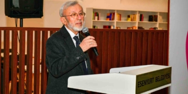 Esenyurt’ta hat sanatı söyleşisi yoğun ilgi gördü
