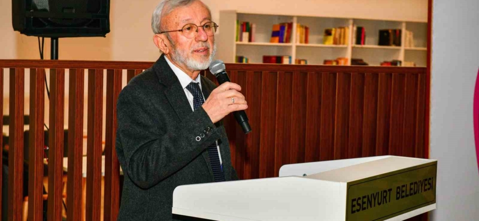 Esenyurt’ta hat sanatı söyleşisi yoğun ilgi gördü