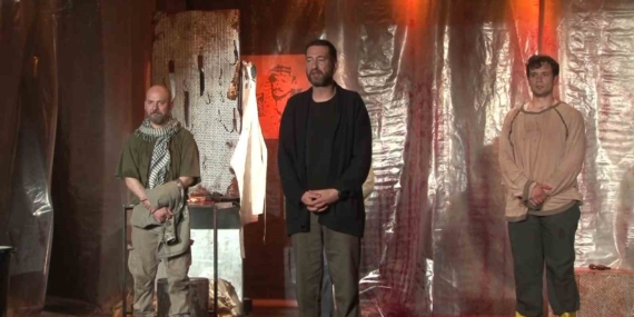 Beyoğlu Emniyet Müdürlüğü polis teşkilatı için sahnelenen ‘Maskeliler’ oyunu ilgi gördü