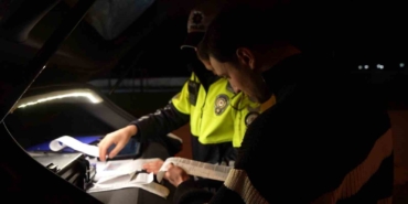 Kadıköy’de makas atan sürücü: "90 bin lirasında değilim ama arabamı bağlama"