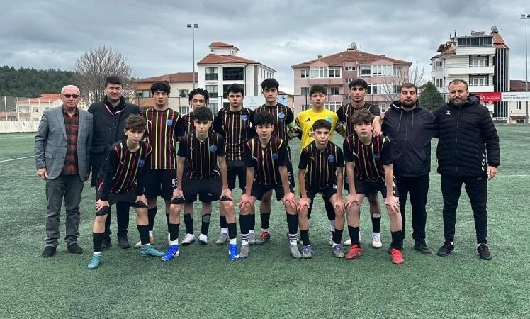 1299 Bilecikspor Kulübü 6’da 6 yaptı