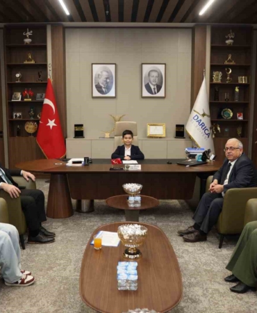 Darıca’da makam koltuğu geleceğin başkanlarına devredildi