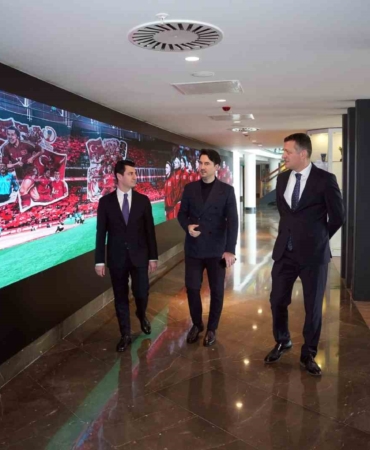 Macit, Yerkel ve Bayraktar, TFF Meral-Celal Aras Spor Lisesi’nde inceleme yaptı