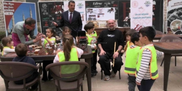 Edirne’de geçmişin izleri minik ellerle boyandı