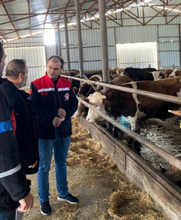 Kırklareli’nde besi çiftliği kontrolleri devam ediyor