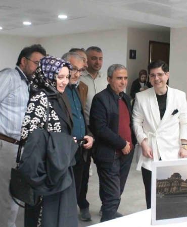 "Kent Düşleri" sergisi sanatseverlerle buluştu