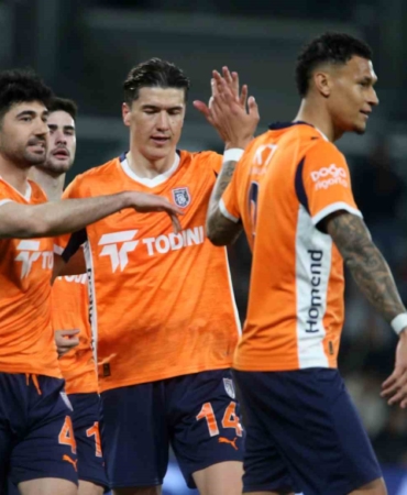 Trendyol Süper Lig: RAMS Başakşehir: 4 - Kasımpaşa: 0 (Maç sonucu)