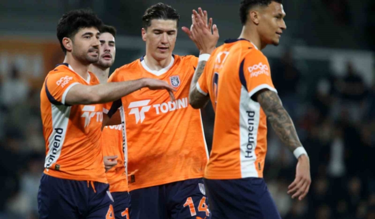 Trendyol Süper Lig: RAMS Başakşehir: 4 - Kasımpaşa: 0 (Maç sonucu)