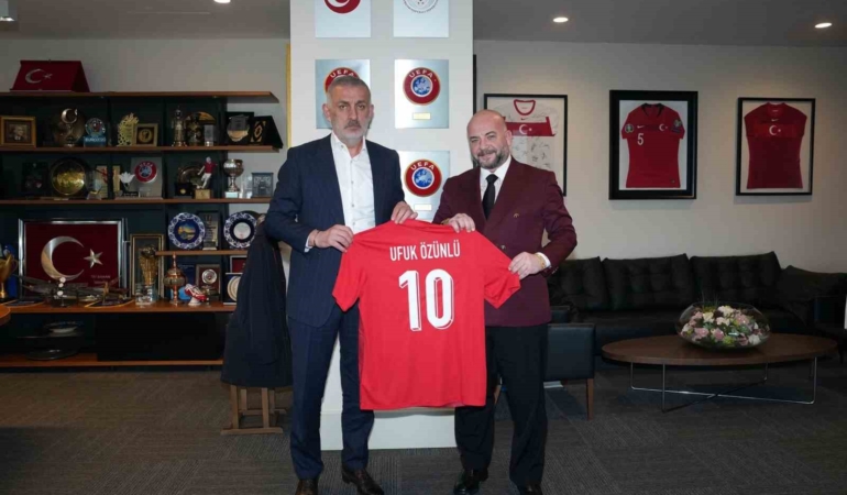 Kırkpınar Ağası Özünlü, Başkan Hacıosmanoğlu ve Başkan Vekili Otyakmaz’ı ziyaret etti