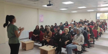 Üniversite öğrencileri AFAD ve Sağlıklı Hayat Merkezi’ne teknik gezi