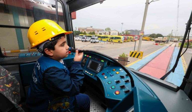 Bursalı Ali’nin vatmanlık hayali gerçek oldu