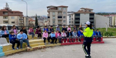 Bilecik’te öğrencilere uygulamalı trafik eğitimi